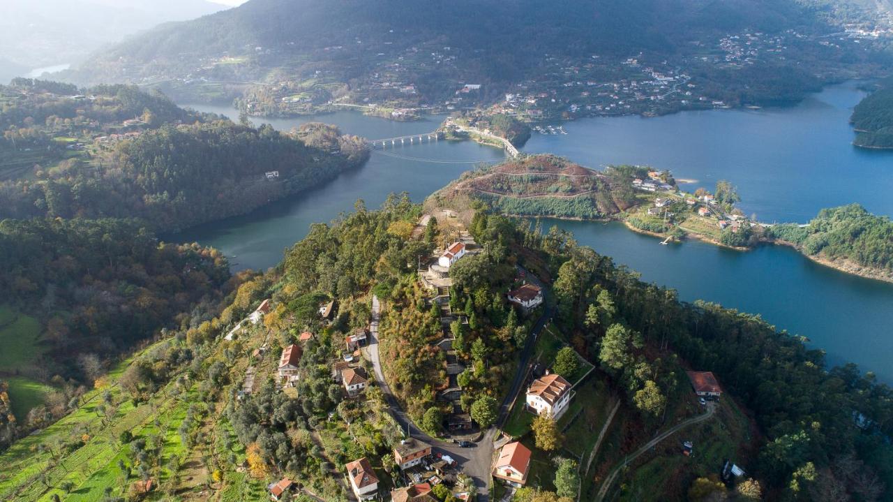 Alojamento De Crasto - Geres Buitenkant foto